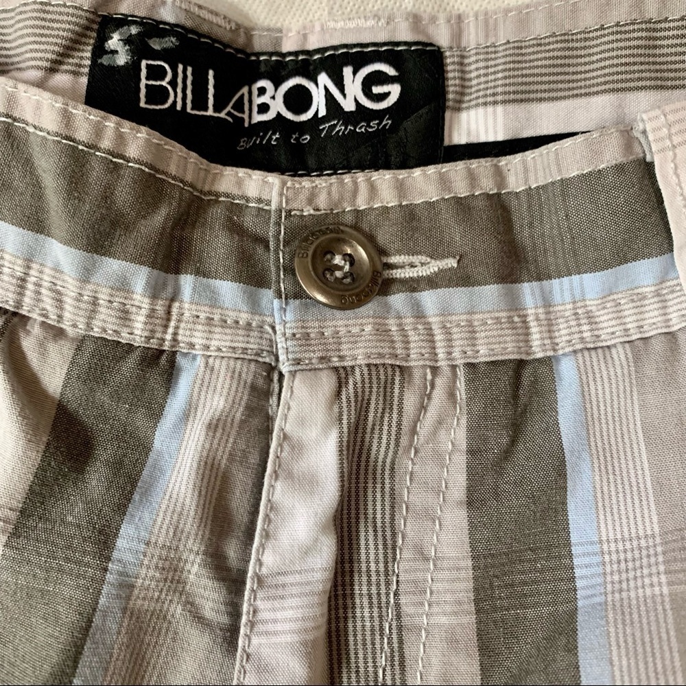 BILLABONG Gray, Light Blue and White Plaid Shorts - Picture 3 of 6